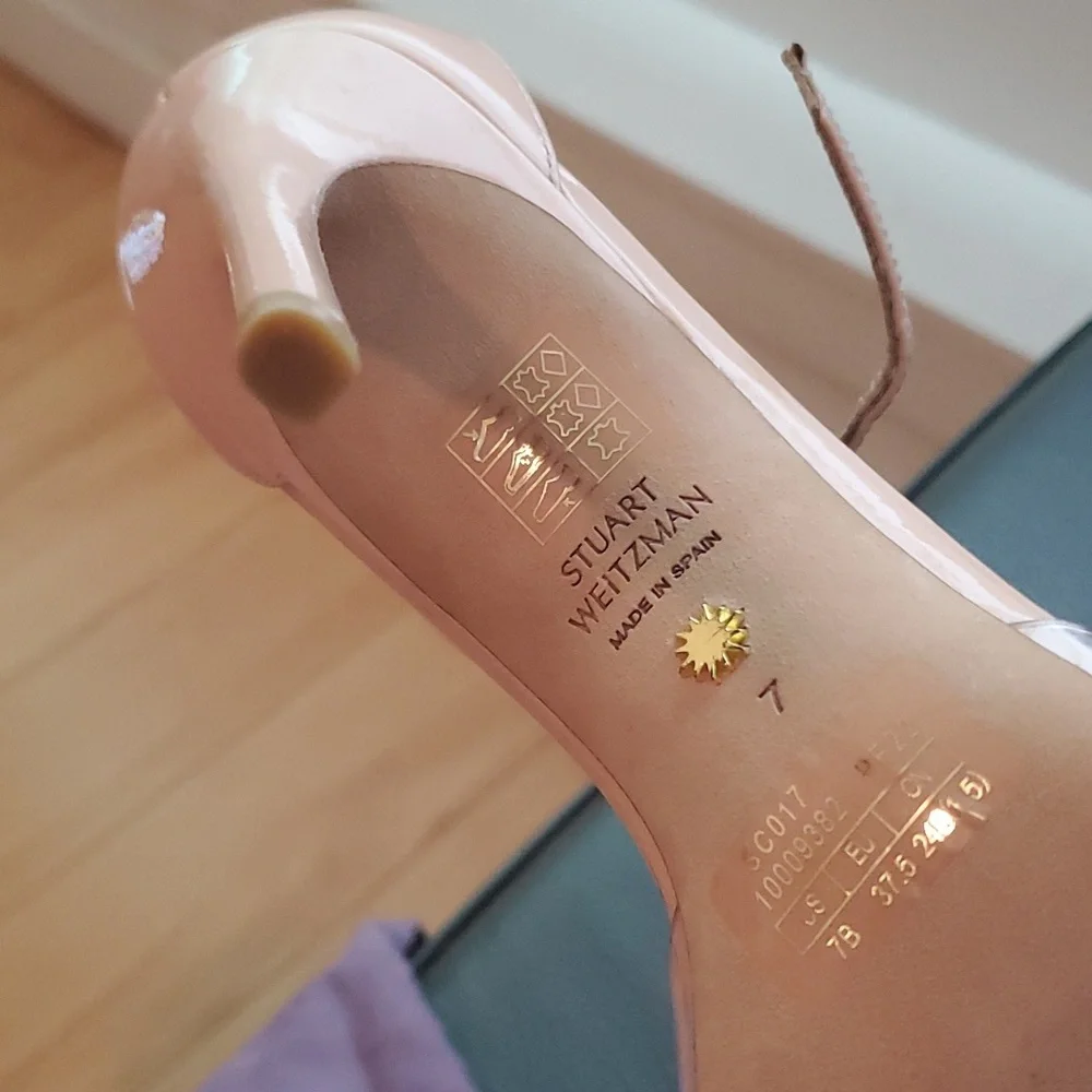 Shoes - Picture 2 of 3